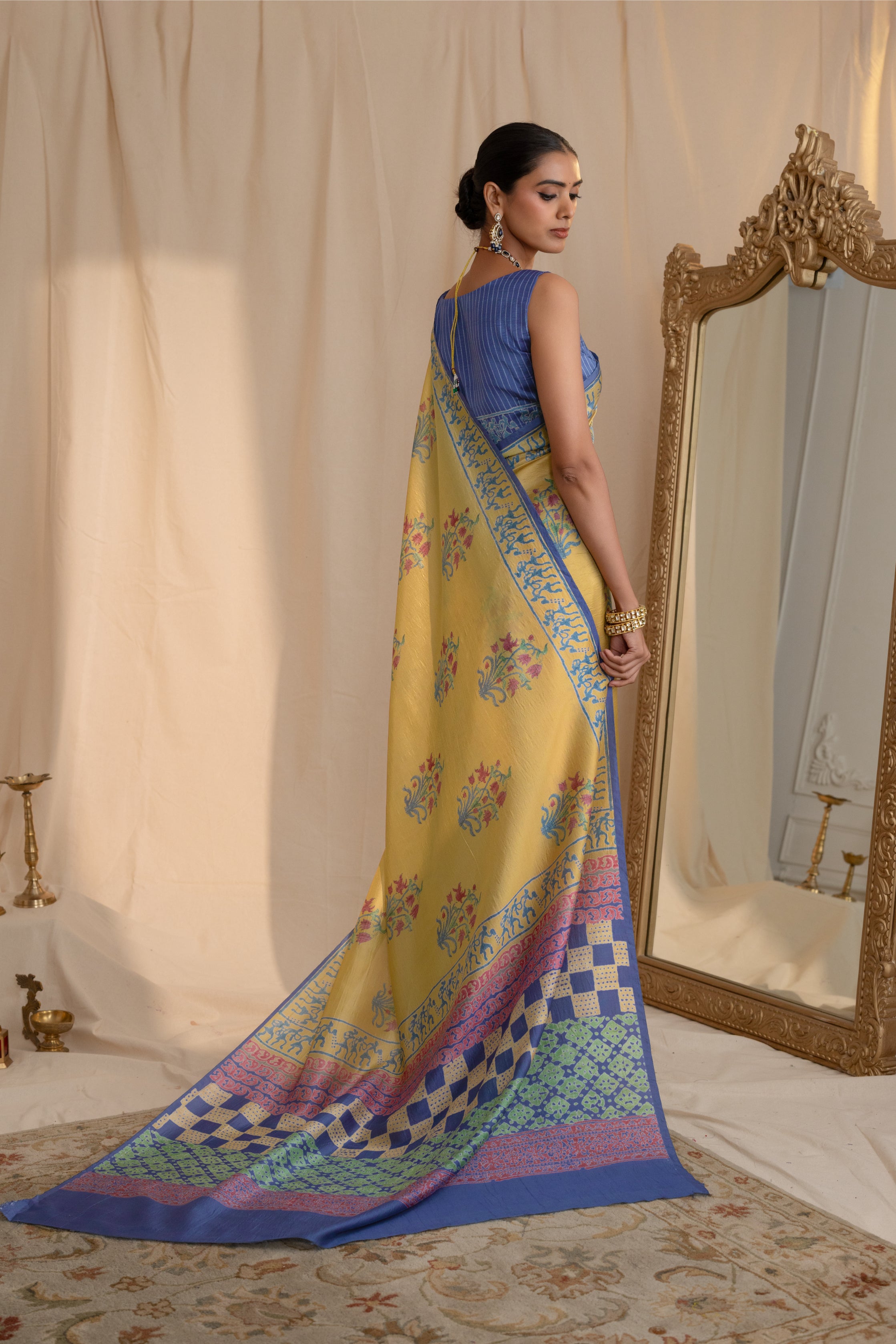 Golden Fusion (Traditional)Saree