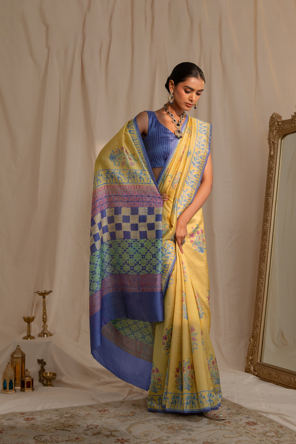 Golden Fusion (Traditional)Saree